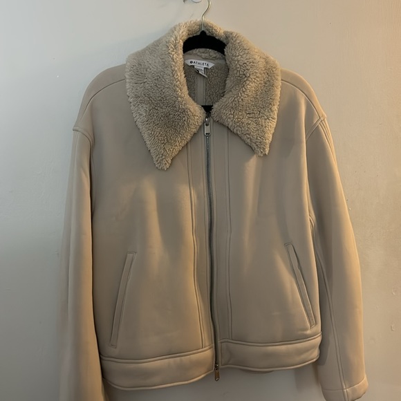 NWOT ATHLETA WESTBOUND SHERPA JACKET - Picture 8 of 16